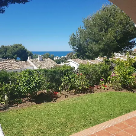 Miraflores Spacious Garden House Mijas Near Ir33 Sitio de Calahonda