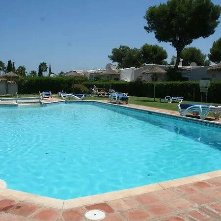 Miraflores Spacious Garden House Mijas Near Ir33 * Sitio de Calahonda