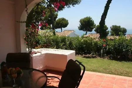 Miraflores Spacious Garden House Mijas Near Ir33 * Sitio de Calahonda